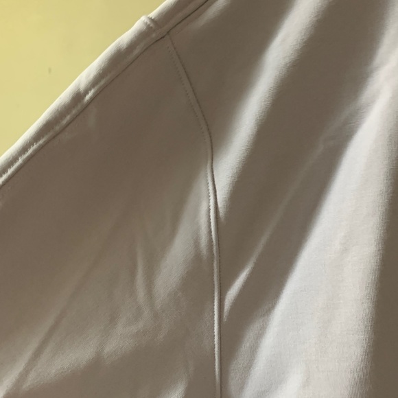 Adidas Light Purple Training Top. Size XL - Picture 7 of 10